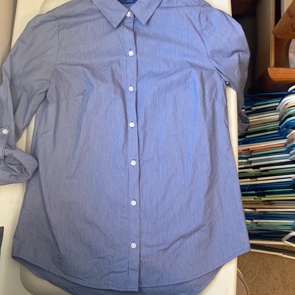 Navy blue button up shirt. Apt 9. Size extra small
